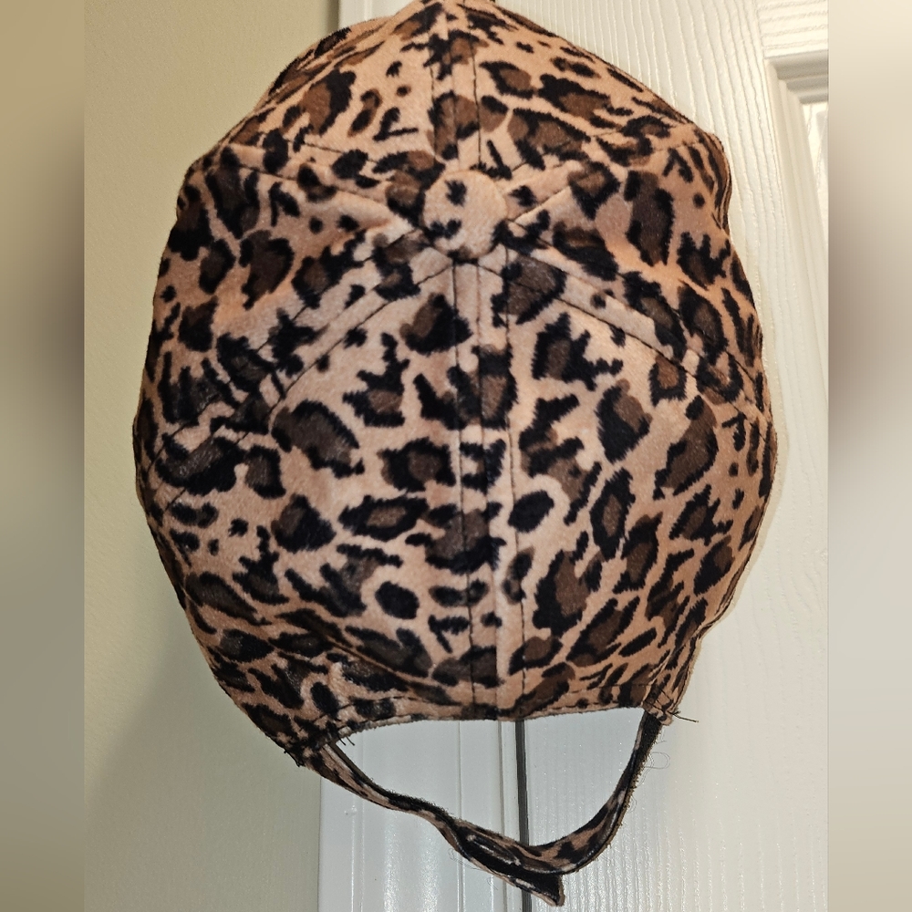 Ladies Leopard Hat - Picture 4 of 6